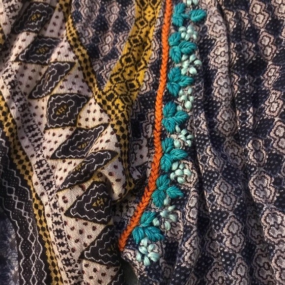 Raga Crop Top Long Bell Sleeves Elastic Neck & Hem Aztec Print Size S - Picture 5 of 8